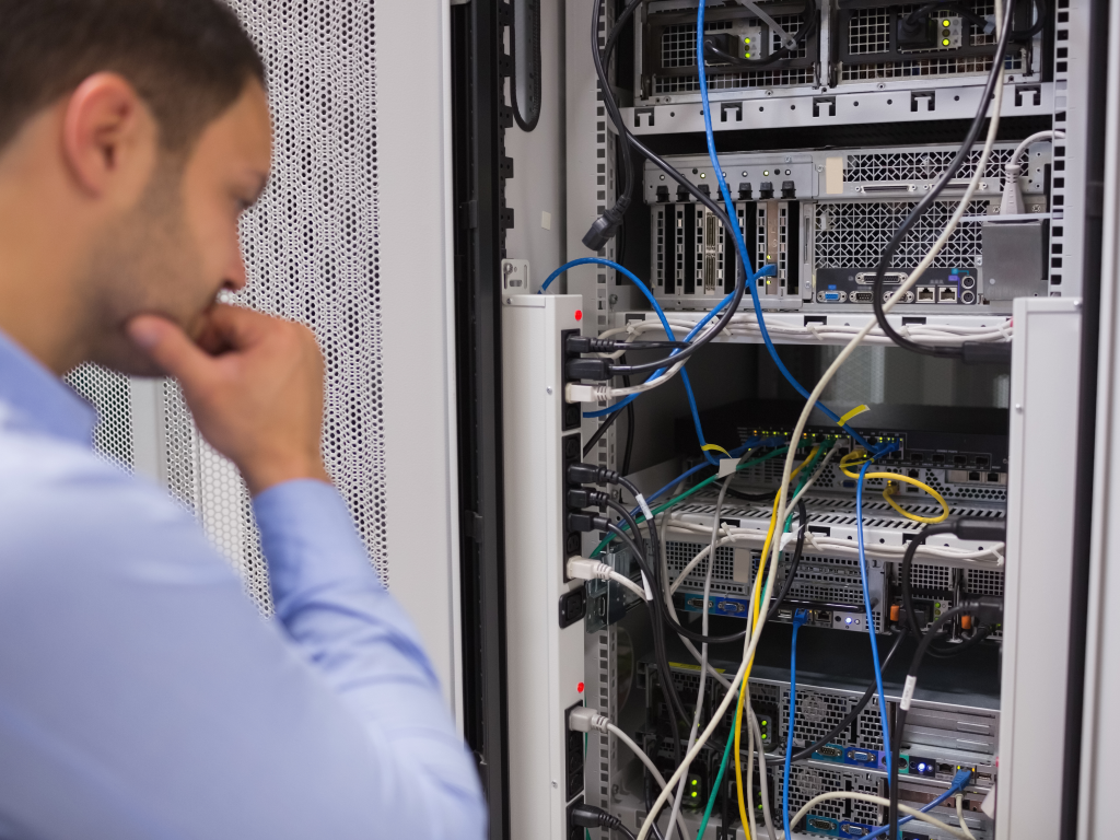 The Case for Cloud-Based Veterinary Software: How Legacy Systems Compare